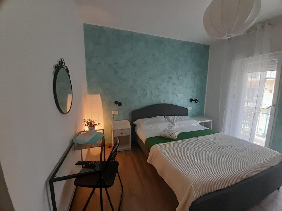 Ariel Rooms Sorrent Exterior foto